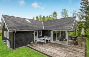 4 Bedroom Cozy Home In Hals, Hals
